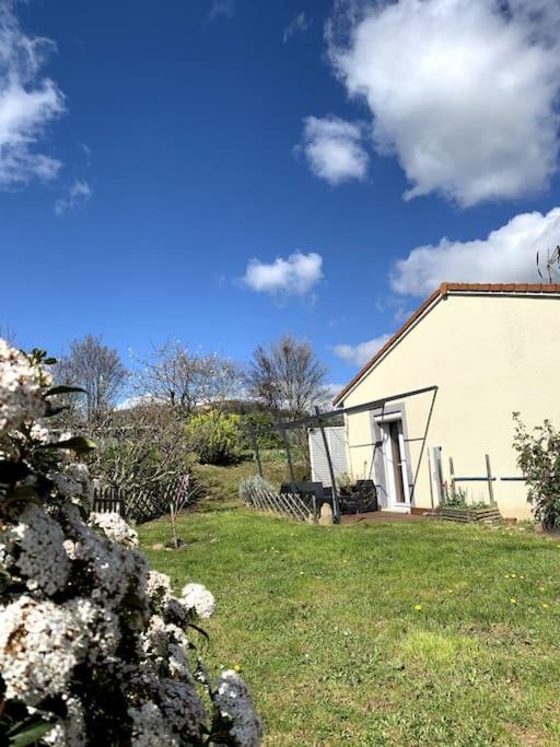 Maison 6 Personnes Billom Экстерьер фото