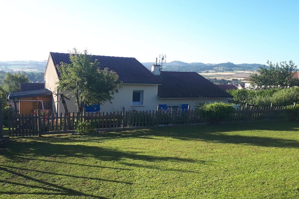Maison 6 Personnes Billom Экстерьер фото