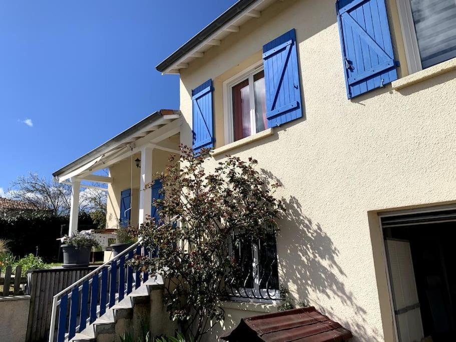 Maison 6 Personnes Billom Экстерьер фото